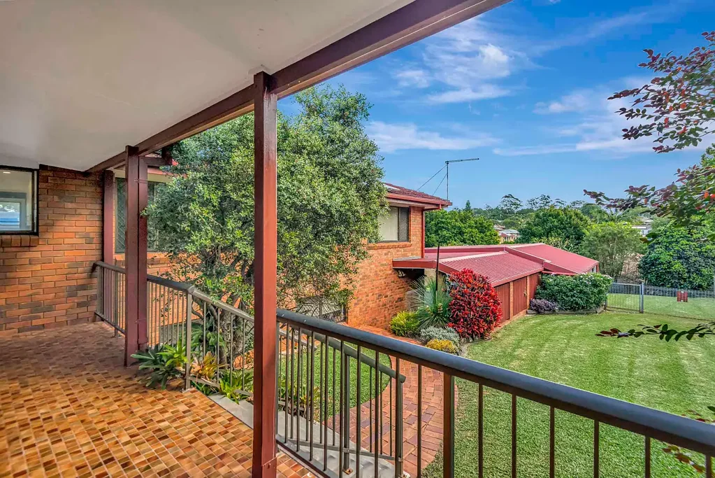 Goonellabah 4ਬੈੱਡਰੂਮ Spacious Family Living with Exceptional Parking and Workshop