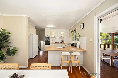 93 Douglas Street, Oxley, QLD 4075, 3房, 1浴, House