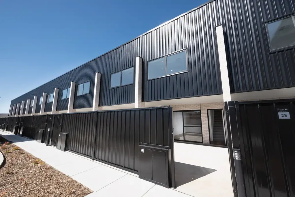 Townhouse with courtyard