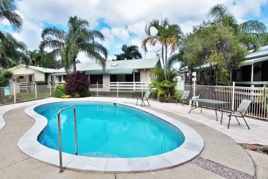 Diddillibah 2 Bedroom Tranquility modern living