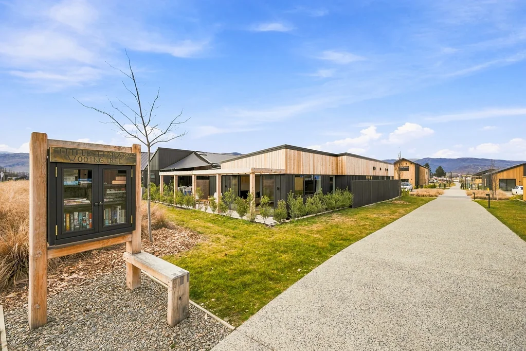 Cromwell 4 Bedroom Natural Materials. Clever Design. Modern Comfort!