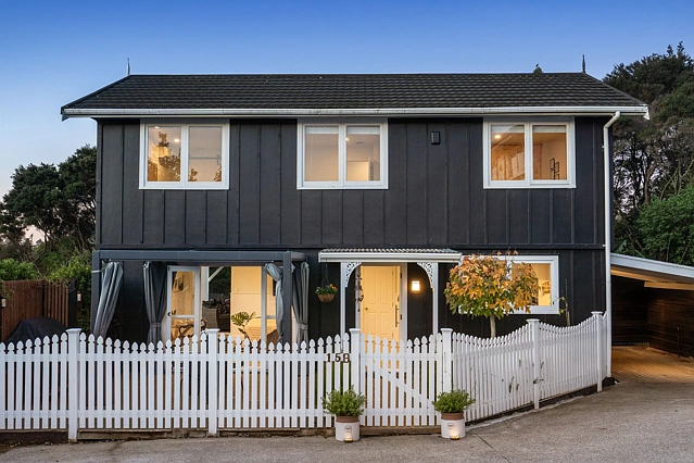 2/15 Lynn Road, Bayview, Bayview, North Shore City