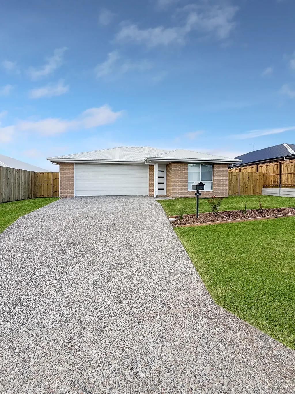 Modern 4-Bedroom Family Home with Theatre Room & Alfresco