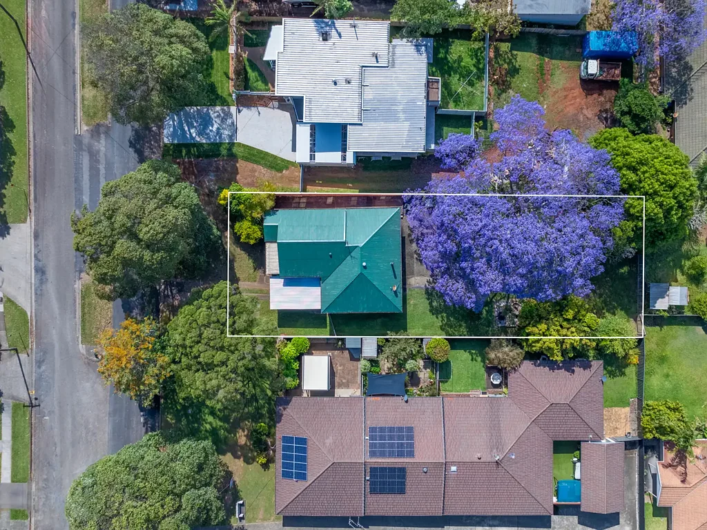 Port Macquarie 3ห้องนอน CBD 902sqm; development potential, interim income