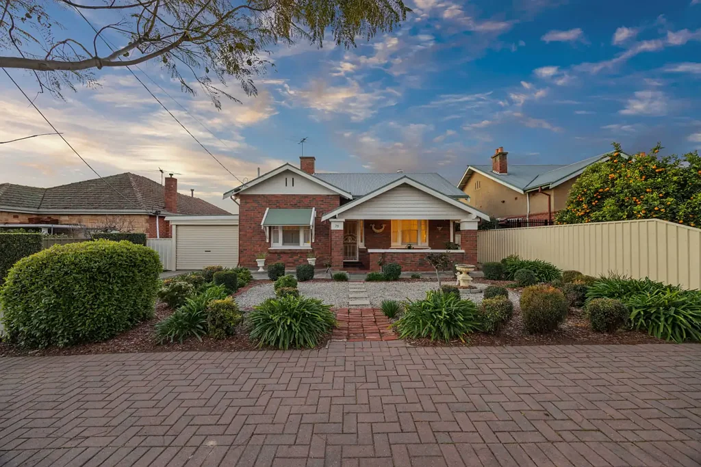St Morris 3房  Charming 1920s Character Home with Endless Potential
