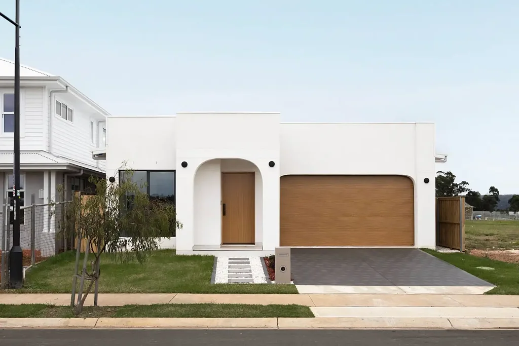 Wilton 4Zimmer Luxury Living Opposite with Fairway Frontage