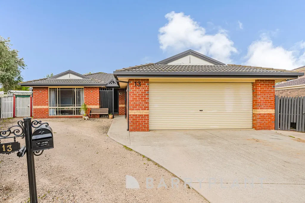 Melton West 4ਬੈੱਡਰੂਮ QUALITY, SPACE AND STYLE!!