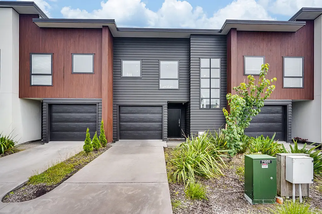 Rototuna North 2 Bedroom Elevated Townhouse Living