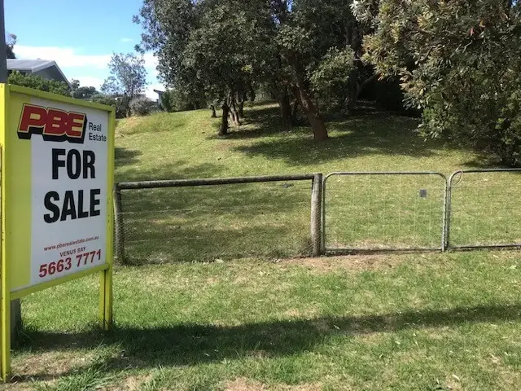 Venus Bay Location perfection and priced to sell