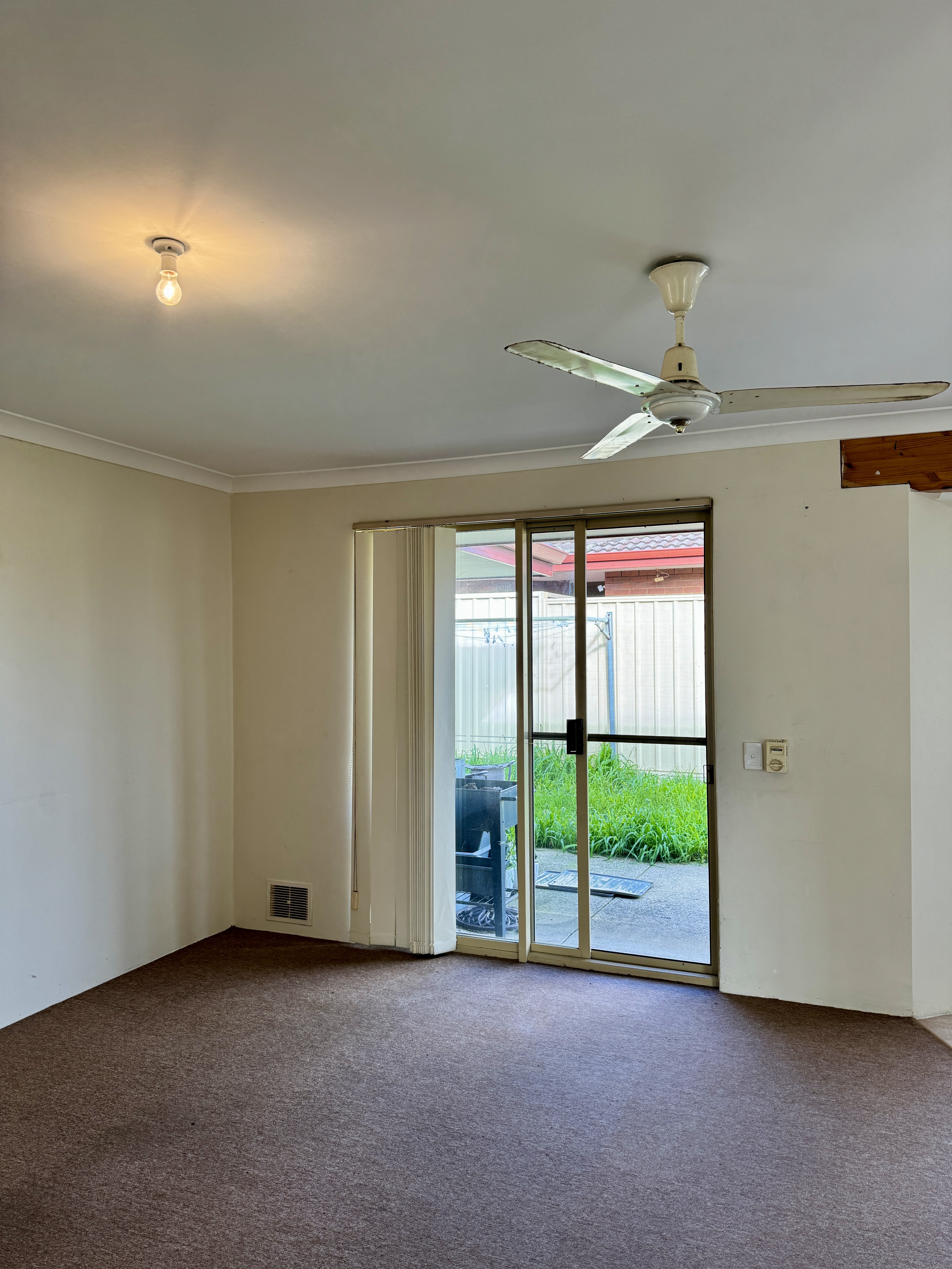 8B HASTINGS ST, WANNEROO WA 6065, 0 rūma, 0 rūma horoi, House