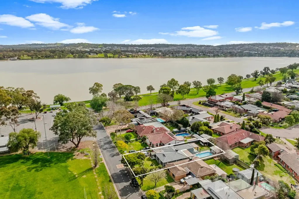Lake Albert 4房  Relaxed Family Living Walking distance to the Lake