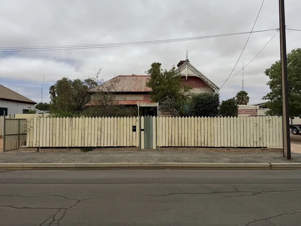 Port Pirie 3Phòng ngủ HAS A CERTAIN SOMETHING