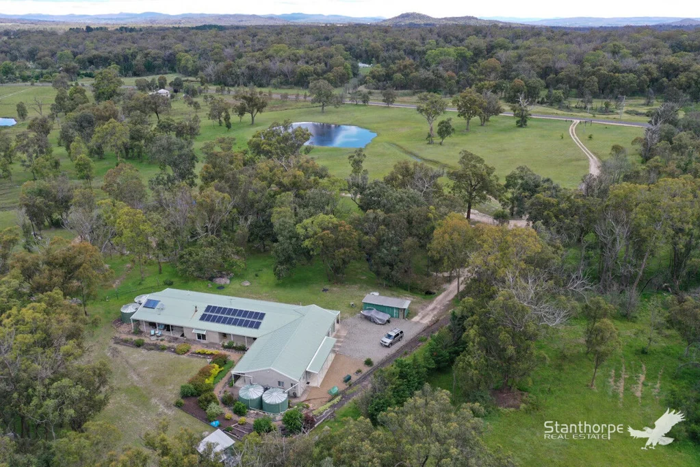 Ruby Creek 7房  LARGE 5 BEDROOM HOME WITH ATTACHED 2 BEDROOM SELF CONTAINED UNIT  - SITUATED ON 23 BEAUTIFUL ACRES 15 MINUTES FROM STANTHORPE ON THE NSW SIDE.