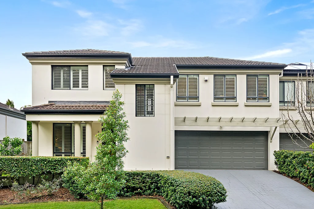 Thornleigh 4 Slaapkamer Peaceful Home, Perfectly Positioned