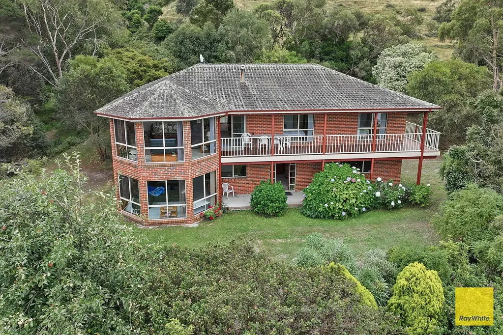 Toora 3房  Fantastic views and just out of town