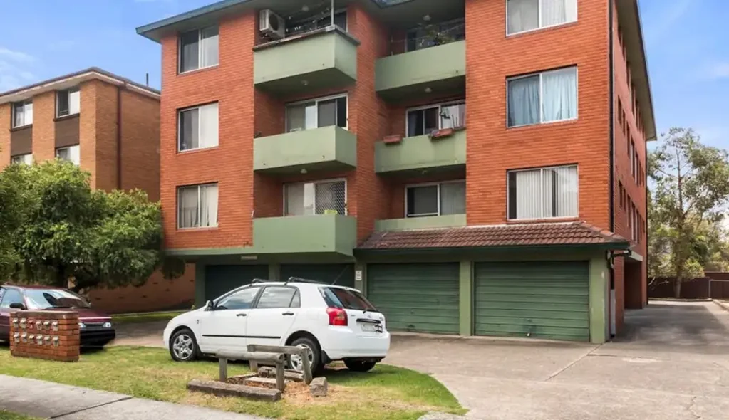 First floor unit