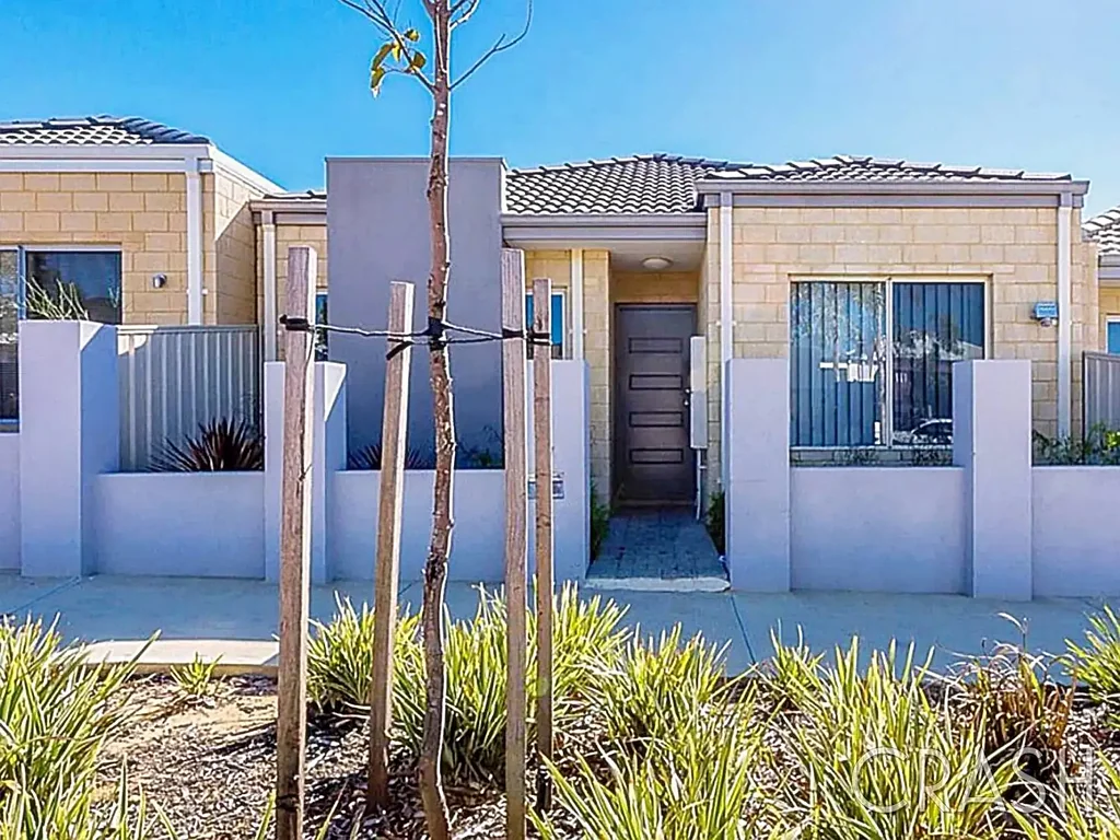 3x2 House in Wellard with Storage.