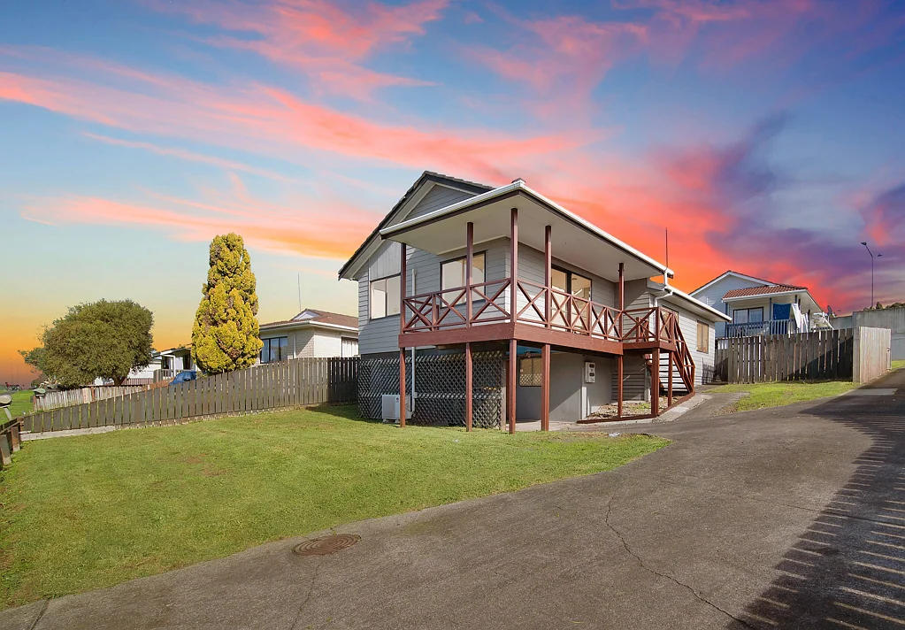1/31 Shifnal Drive, Randwick Park, Manukau City, Auckland