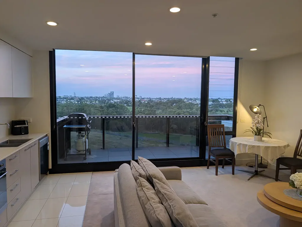 Stunning Apartment with City Views in Prime Location