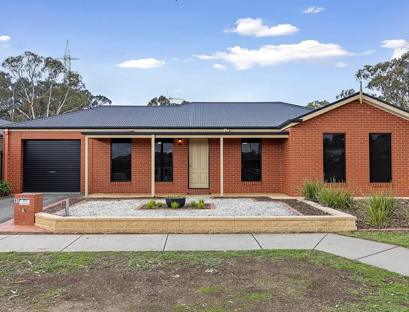 85 Osborne Street, Flora Hill, VIC 3550, 3 ਕਮਰੇ, 1 ਬਾਥਰੂਮ, House
