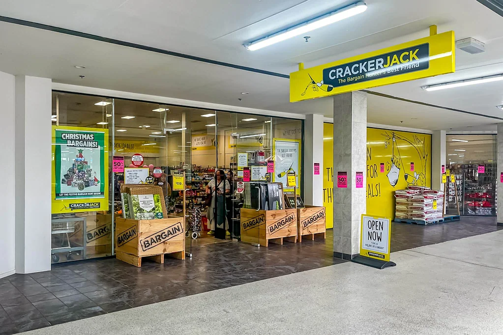 Manurewa RARE LARGE FORMAT RETAIL – SOUTHMALL