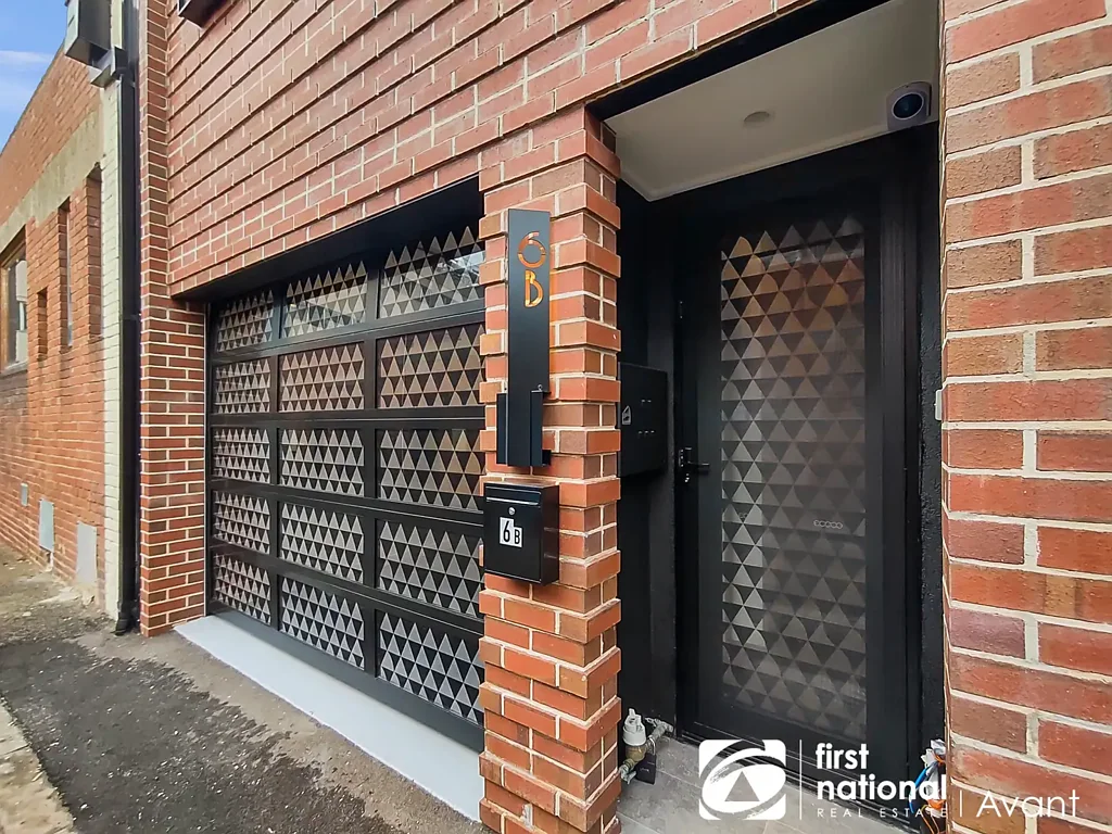 Rare, Modern and easy-care home in a convenient location!