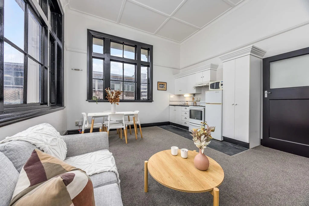 Spacious 2 Bedroom Apartment in Character Building