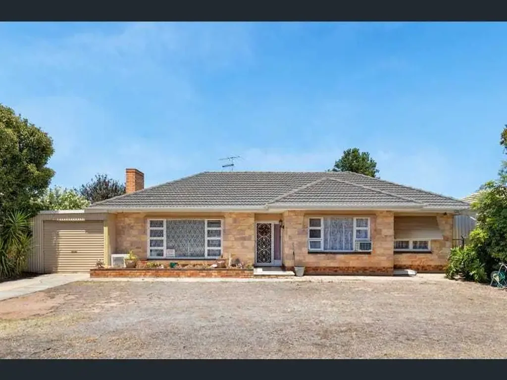 🌿 Salisbury Gem – Space, Comfort & Convenience!
