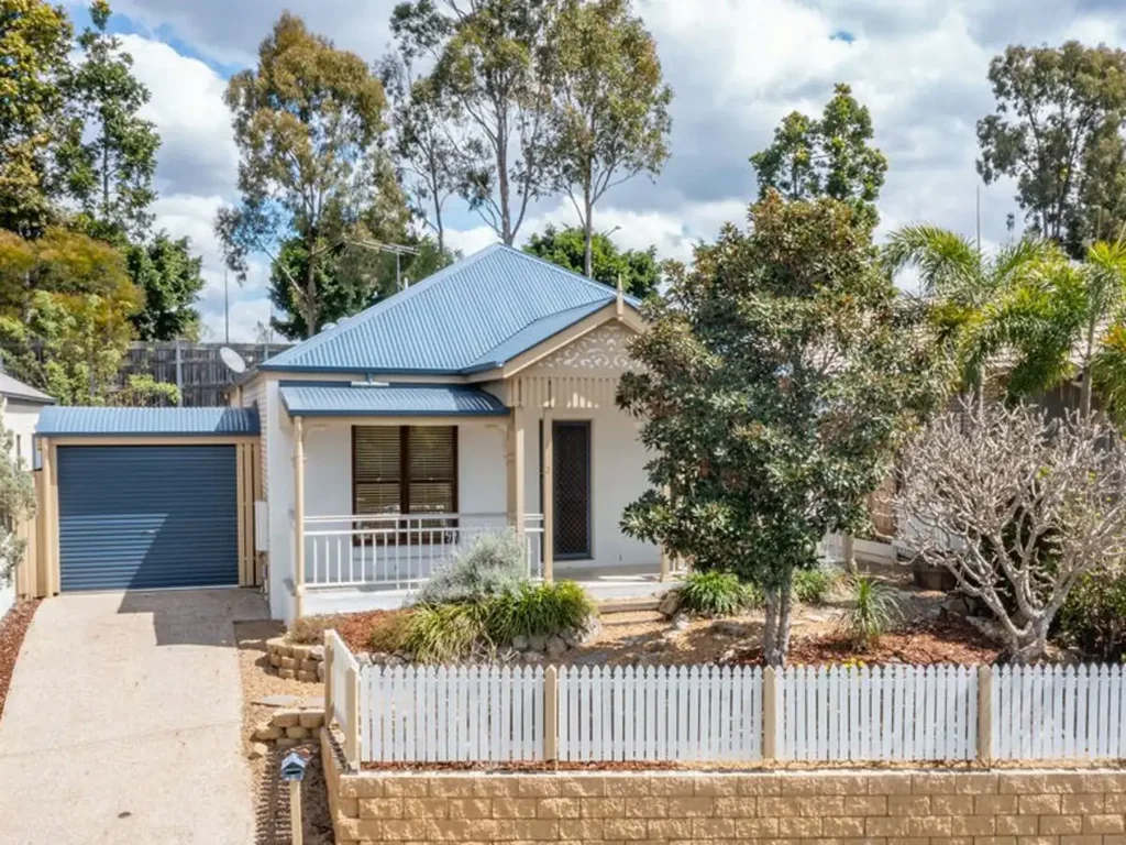 3 Sunsail Lane, Springfield Lakes, QLD 4300