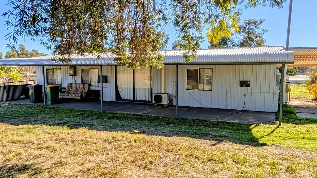 Gingin 3房  Most Affordable Home In Gingin For Years! "Herc's Place"