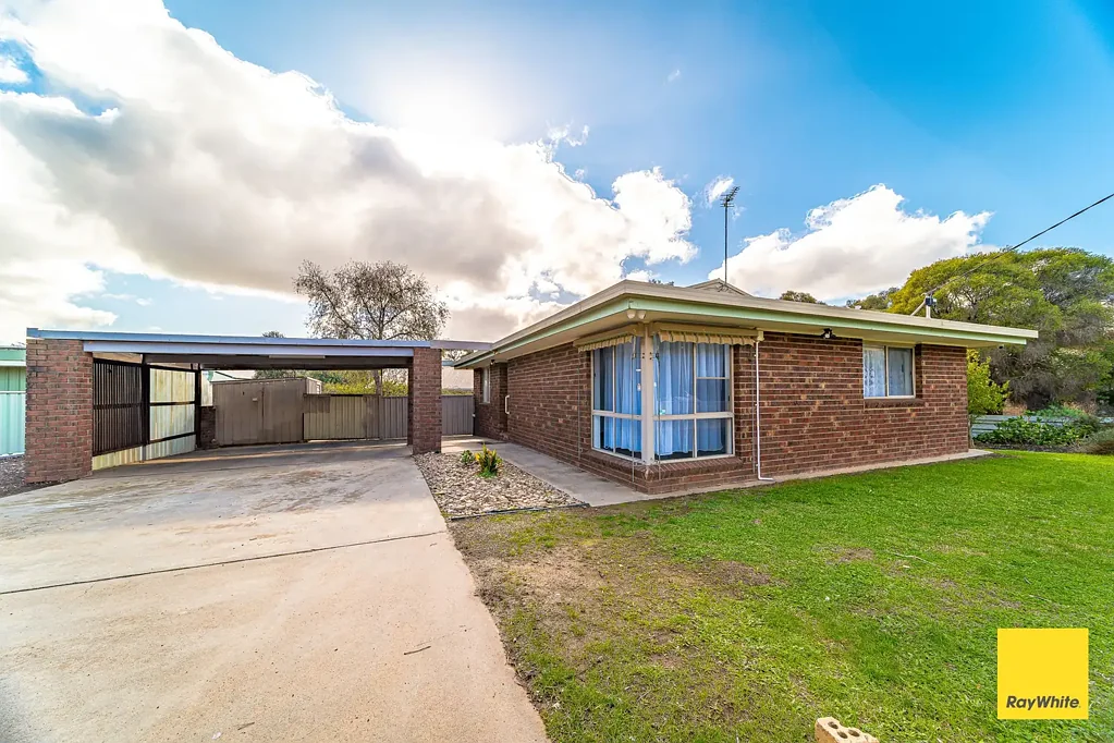 35 Arblaster Street, California Gully, VIC 3556
