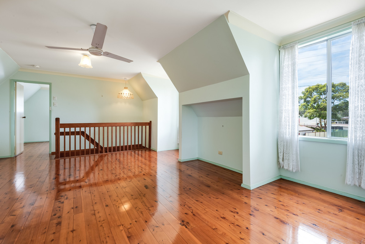 16 ECHIDNA ST, BERKELEY VALE NSW 2261, 0房, 0浴, House