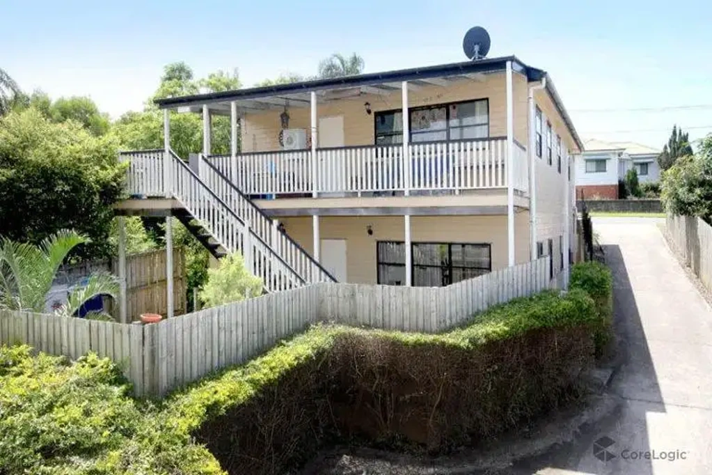 Share-House Room in Great Location