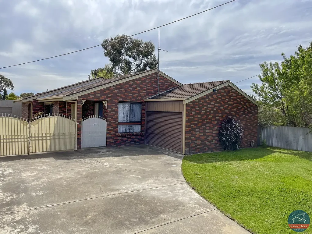 FOUR BEDROOM HOME + STUDY