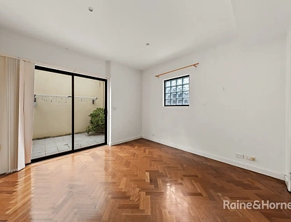 4/32 Little Eastment Street, Northcote, North Melbourne, 2房, 2浴, Apartment