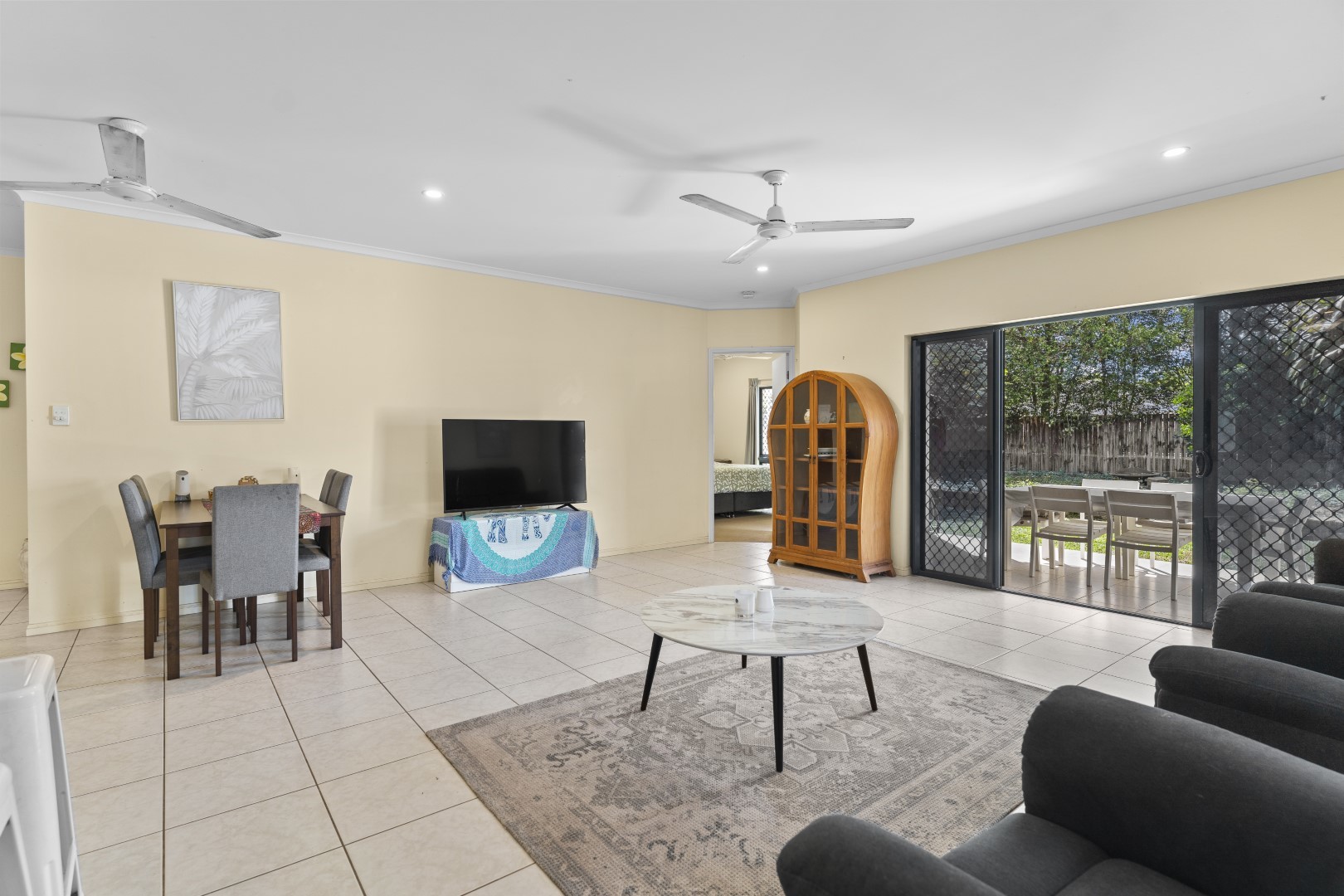 9 RODERICK ST, BENTLEY PARK QLD 4869, 0 غرف, 0 حمامات, House