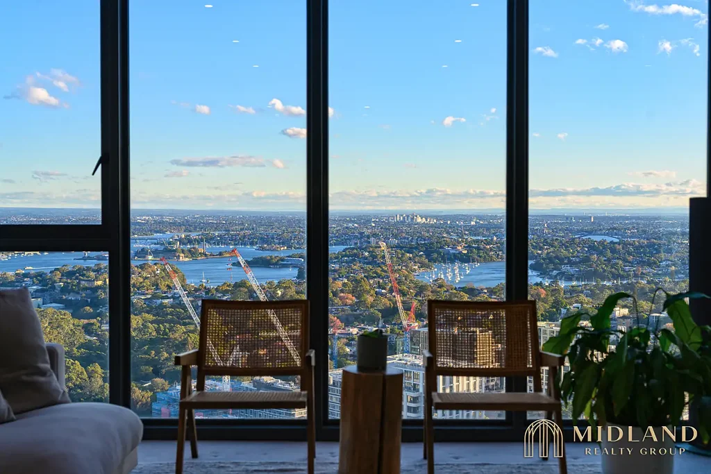 St Leonards 2Zimmer Mirvac Residence with Stunning Panoramic Harbour Views