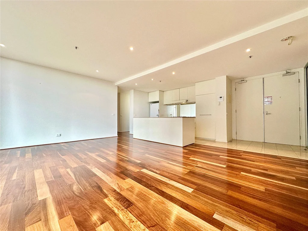 Two bedroom plus Study in the heart of the Docklands precinct