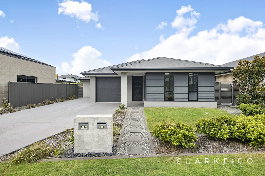 111 & 111a Norfolk Street, Fern Bay, NSW 2295