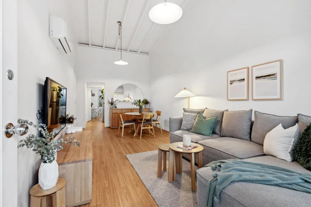 4/7 Clearview Avenue, Yokine, WA 6060