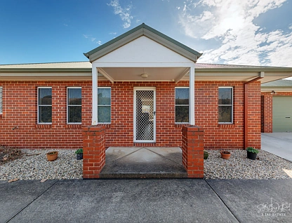 284B BEECHWORTH ROAD, Wodonga, VIC 3690, 3房, 1浴, 城市屋