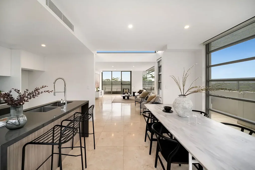 Elevated Penthouse Retreat in Prime Lindfield Location