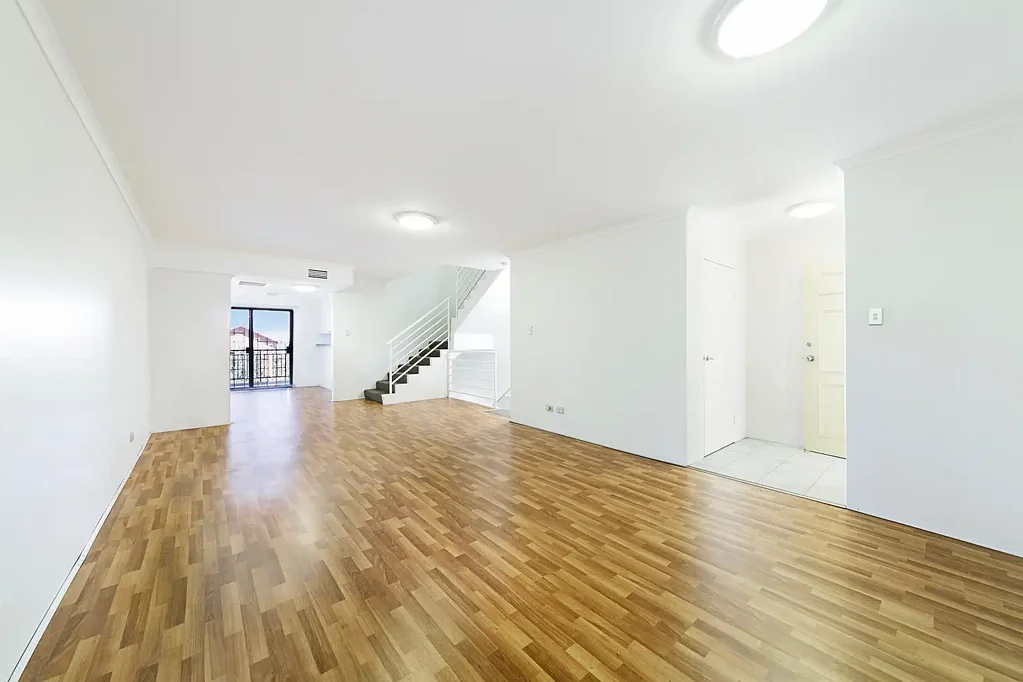Spacious Townhouse