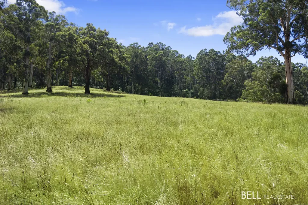 Three Bridges Prime Yarra Valley Acreage on a Grand Scale