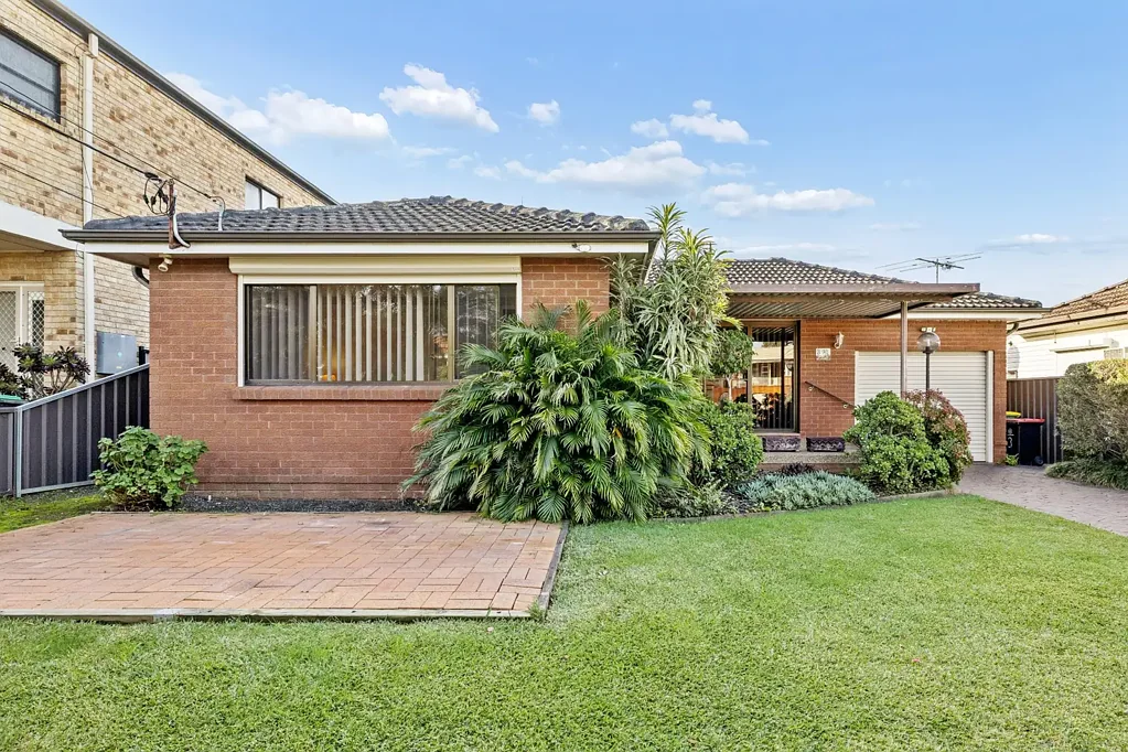 Yagoona 4Moenga Endless Potential on 790.4sqm with Duplex Possibilities