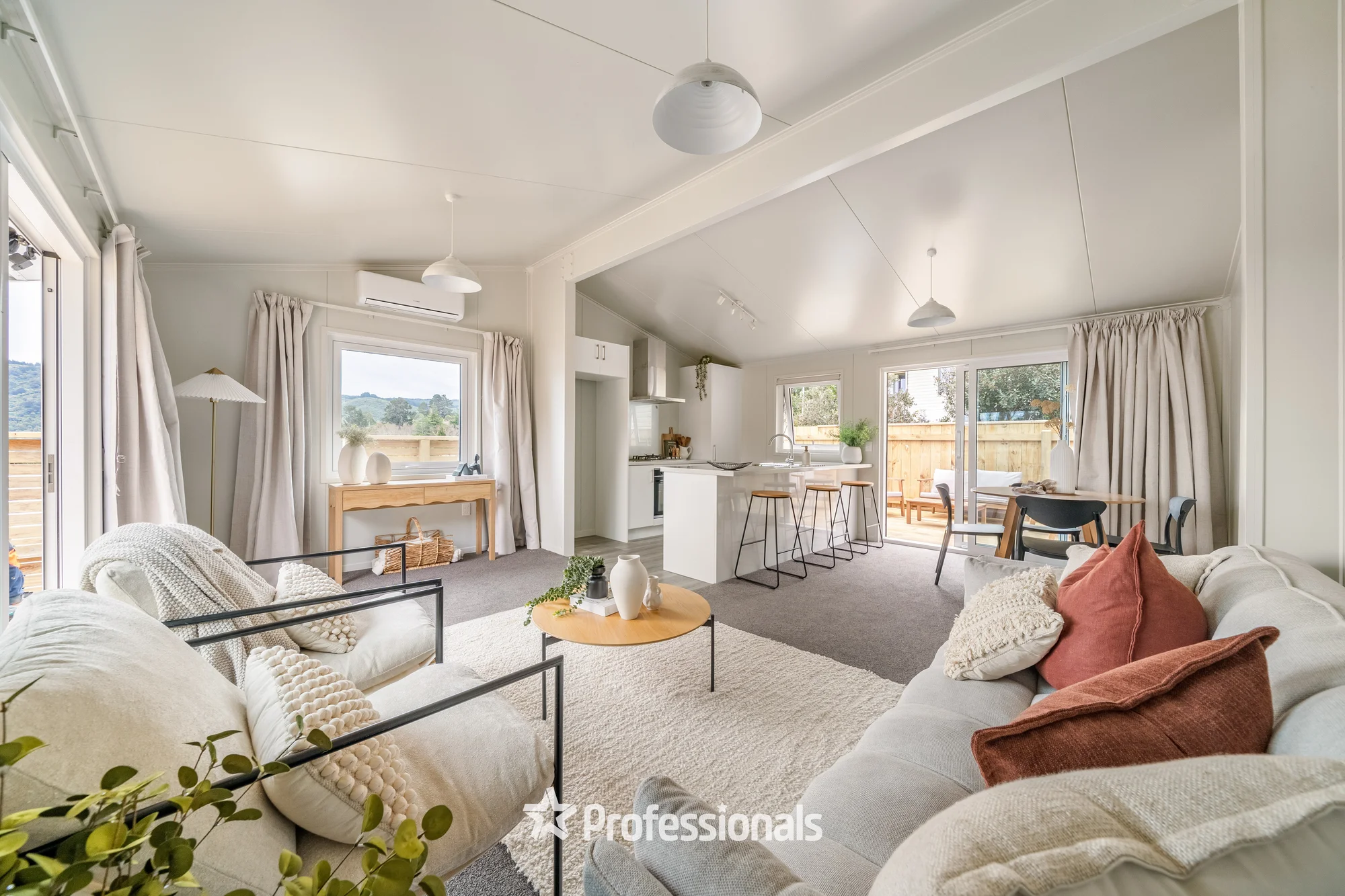 Maoribank 3房  BEST VALUE NEW BUILD IN UPPER HUTT