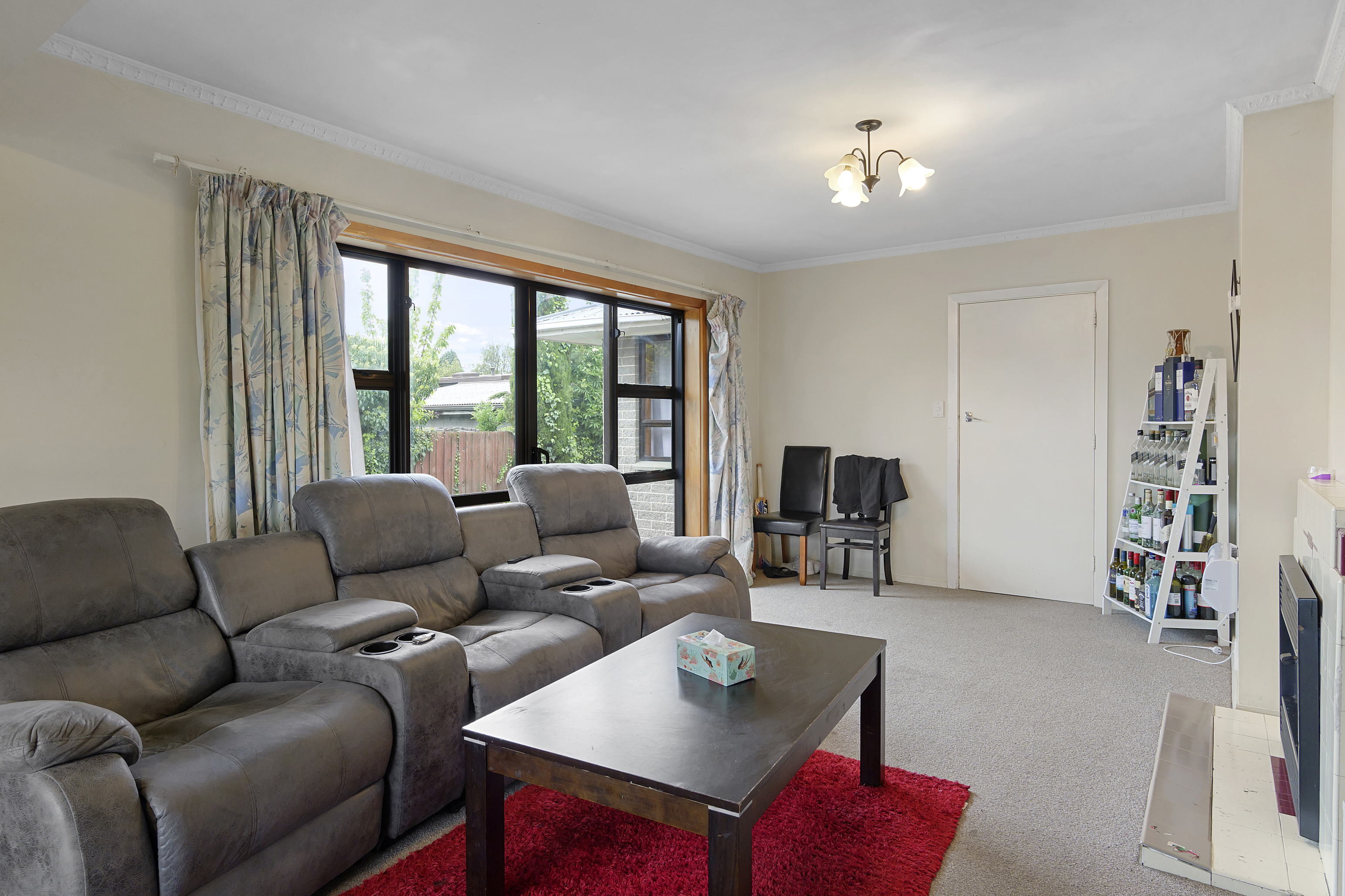 8 Cheyenne Street, Sockburn, Christchurch, 6 phòng ngủ, 2 phòng tắm, House