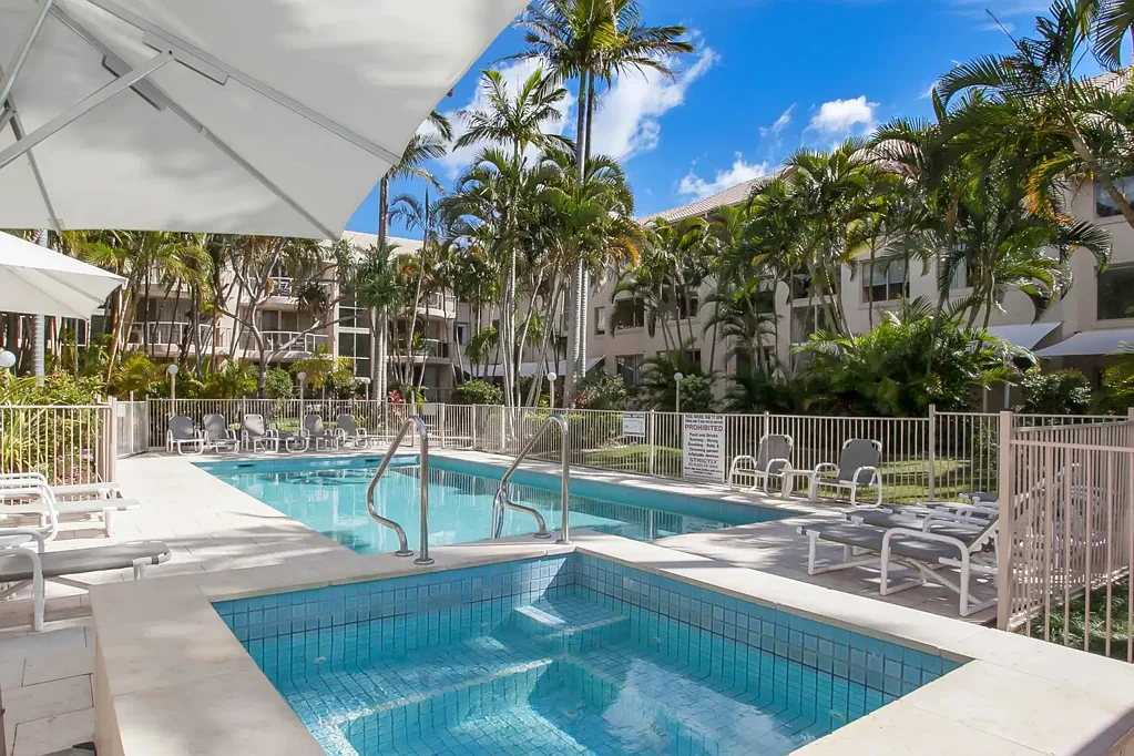 57/15 Santa Monica Road, Miami, QLD 4220
