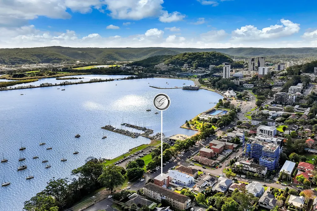 Point Frederick 2غرفة نوم Top Floor Living & Brisbane Water Outlook