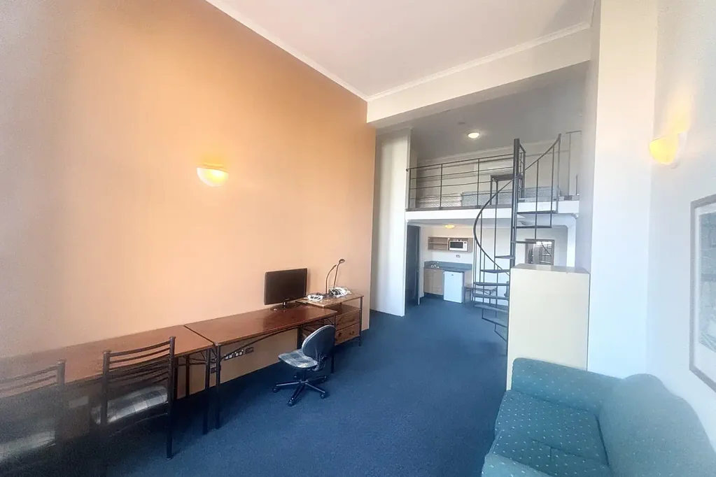 Spacious Twin Beds & Furnished Loft at the Heart of Educational District